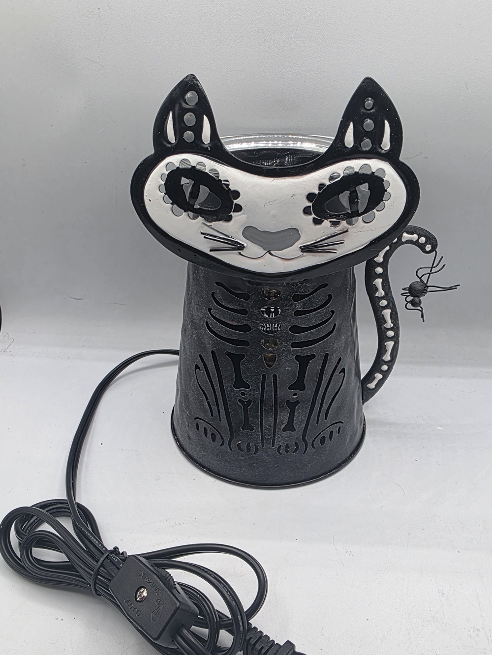 Scentsy Very Superstitious Warmer Halloween Scentsy Harvest Collection 2021
